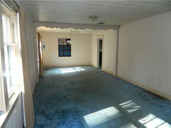 4th image of 4724 Cotton St