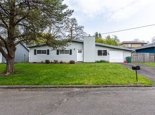 7985 SW Thorn St, Tigard, OR 97223