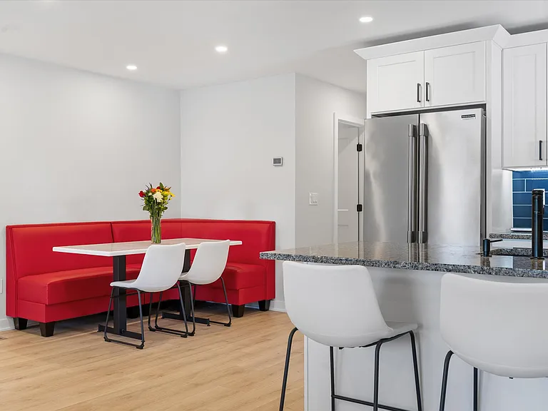 19 Willis St — Photo 9