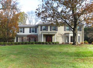 281 Warrington Rd, Bloomfield Hills, MI 48304