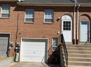 3711 Daner Ln, Philadelphia, PA 19114