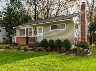 14 Ridgewood Ter, Poughkeepsie, NY 12603