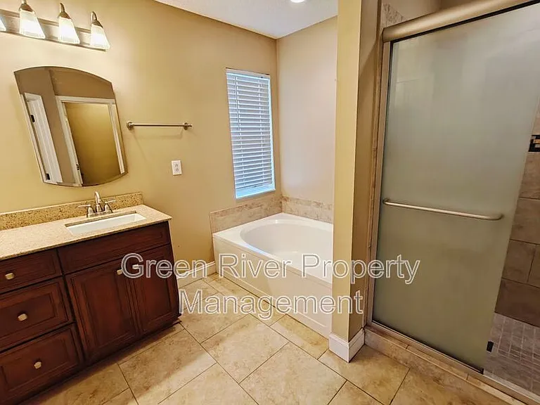 1845 Weston Cir — Photo 18