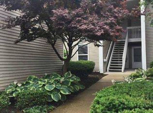 1635 Weatherstone Dr, Ann Arbor, MI 48108