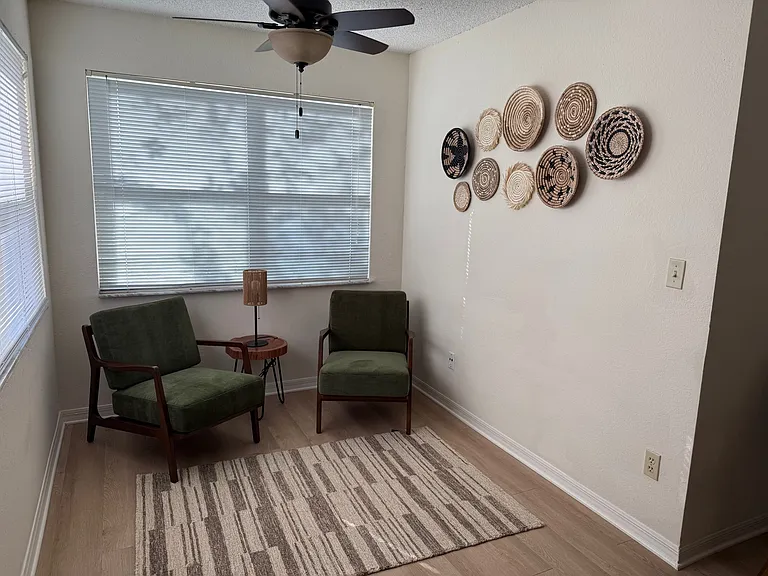 River Park Apartments — Photo 32