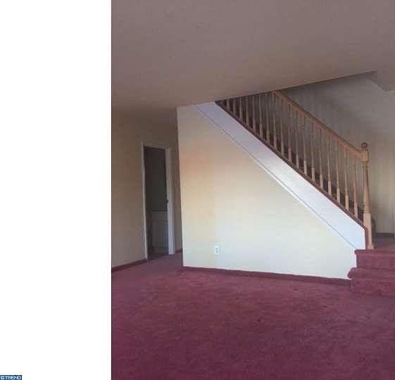 1st image of 12438 Sweet Briar Pl
