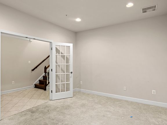 Level 1 - Den (alt view)