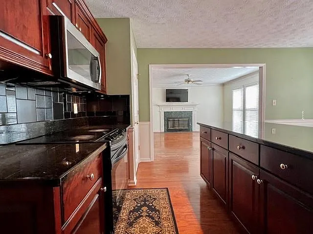 930 Cedar Bluff Trl SW — Photo 9