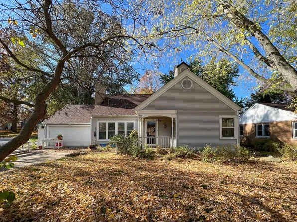 32 Highland STREET, Williams Bay, WI 53191