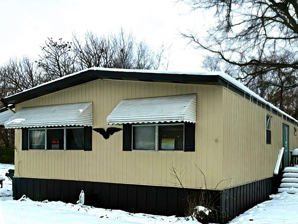 1st image of 871 Victoria Cir
