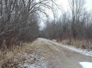 Heiser Ln, Little Suamico, WI 54141