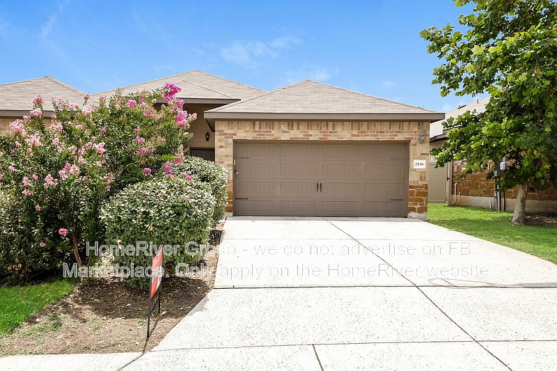 1st image of 2538 Pahmeyer Rd