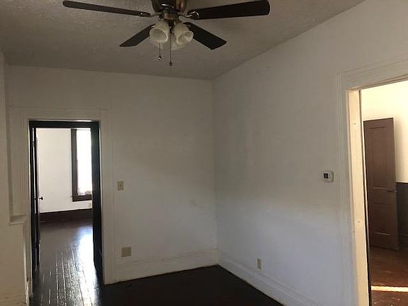 5th image of 302 Jefferson St