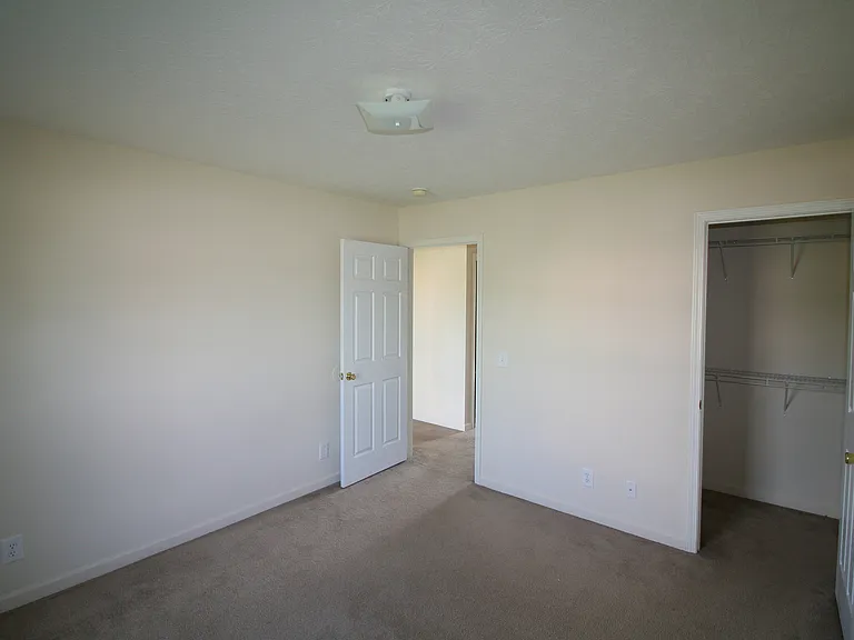 895 Kinniard Rd — Photo 9