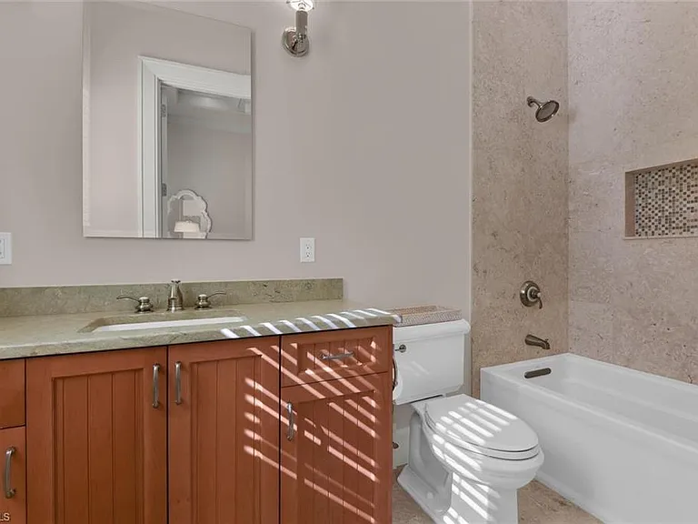 2250 Crayton Rd — Photo 40