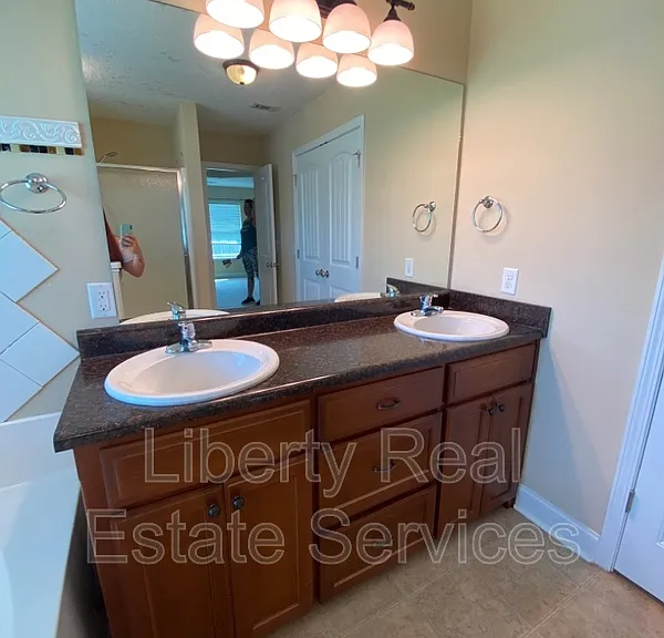 178 Winchester Way SE — Photo 4