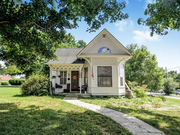 311 E Main St, Horse Cave, KY 42749