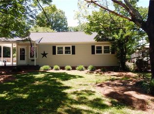 2517 Timber Ln, Greensboro, NC 27408