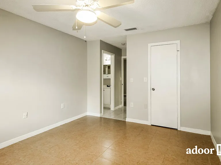 3334 SW 147th St — Photo 8