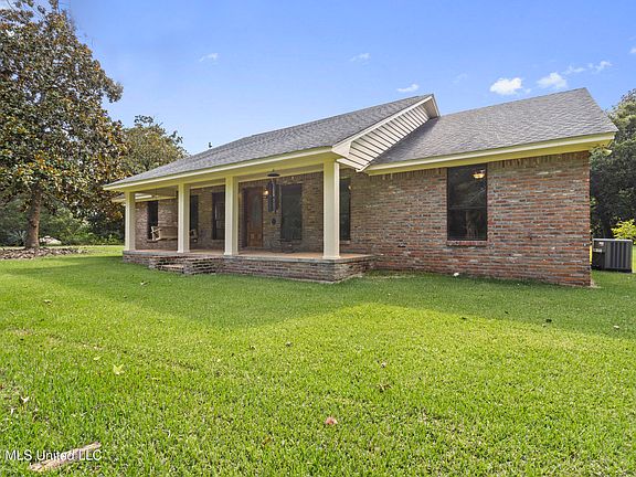 5th image of 153 Pittman Rd