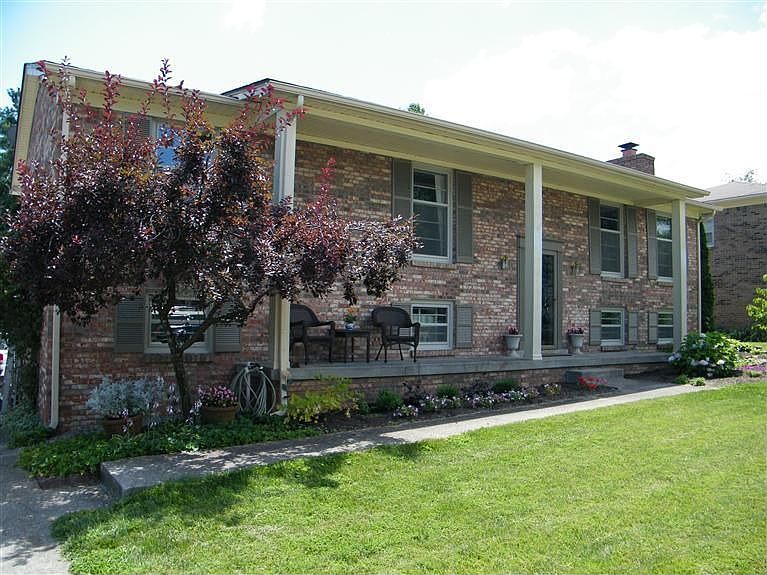 1st image of 3832 Plantation Dr