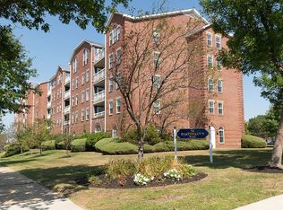 50 Boatswains Way APT 213, Chelsea, MA 02150