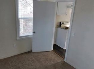 67 College St, Enfield, CT 06082