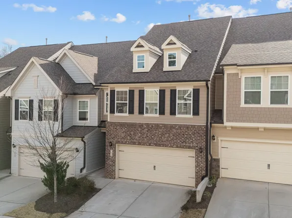704 Newlyn Dr, Raleigh, NC 27606
