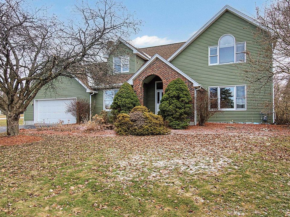 1st image of 7 Bay View Drive