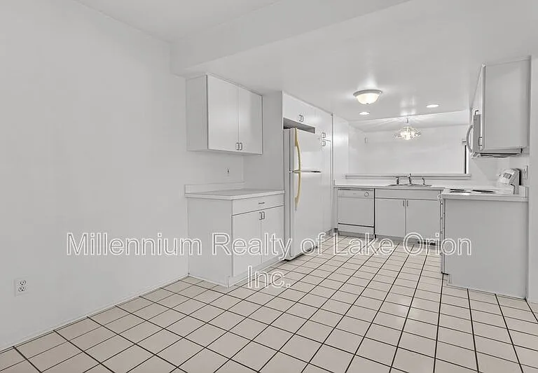 5611 Drake Hollow Dr W — Photo 8