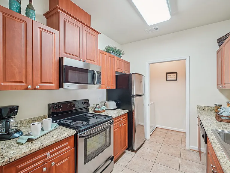 Clairmont at Farmgate — Photo 12