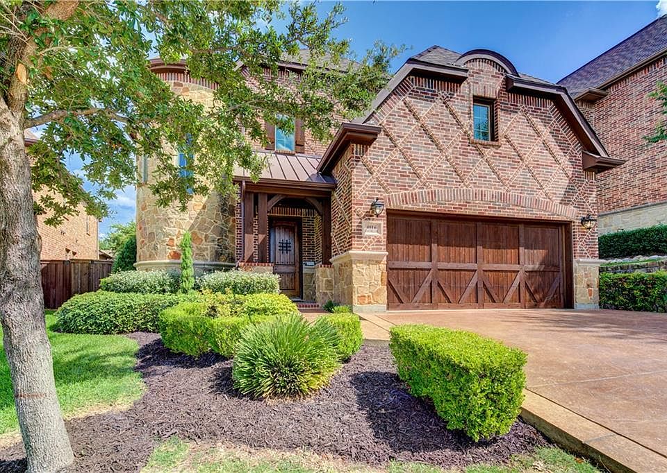 1st image of 4016 E Hill Dr