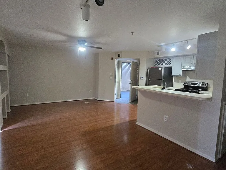 13010 Arbor Isle Dr — Photo 10