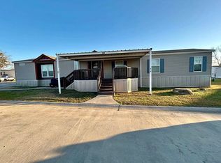 5301 E McKinney St TRAILER 563, Denton, TX 76208