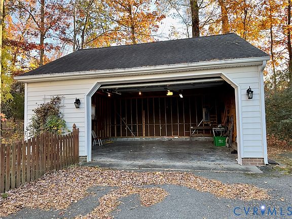 2nd image of 9505 Steamboat Dr