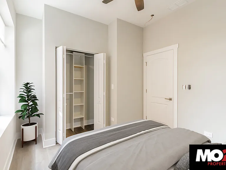 818 N Oakley Blvd #2F — Photo 6