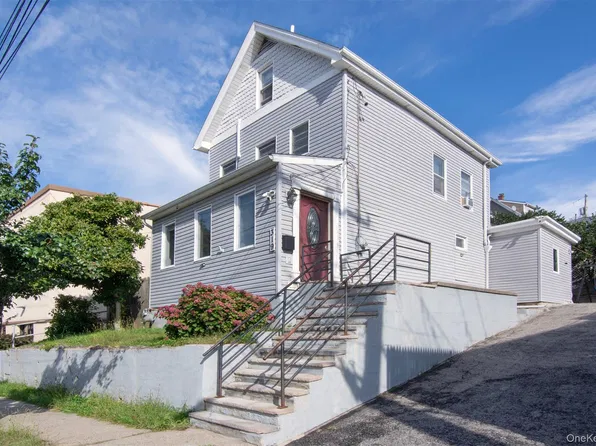 319 N Macquesten Parkway, Mount Vernon, NY 10550