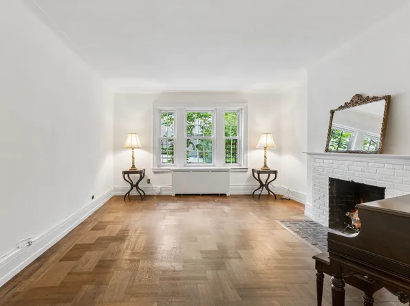 525 West 238th Street image 1 of 8