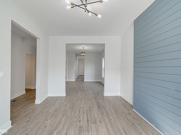 5th image of 7052 S Vernon Ave