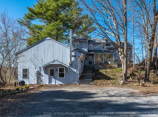 3860 Desert Lake Rd, South Frontenac, ON K0H 1W0