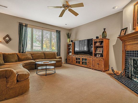 5th image of 56 Essex Pl