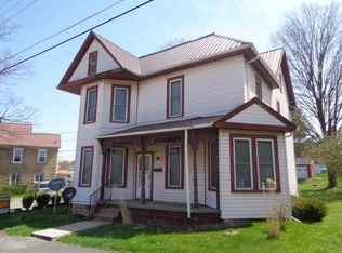 210 Oakland Ave, Punxsutawney, PA 15767