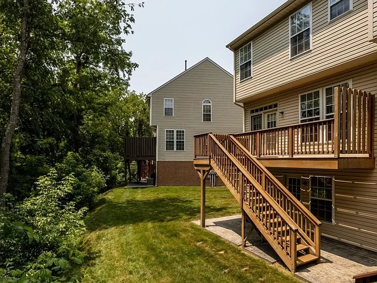 911 Tanglewood Dr — Photo 21