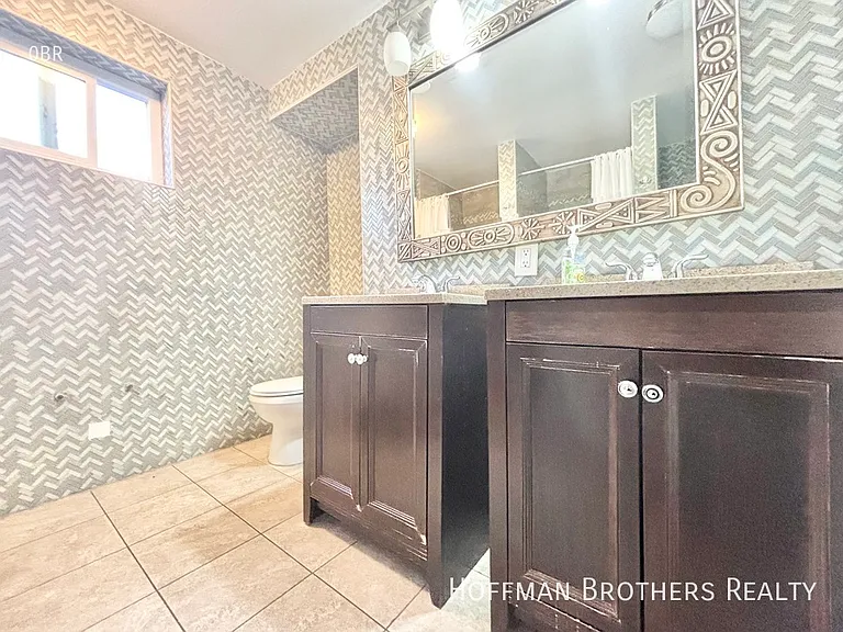 2422 Venice Blvd #5 — Photo 11