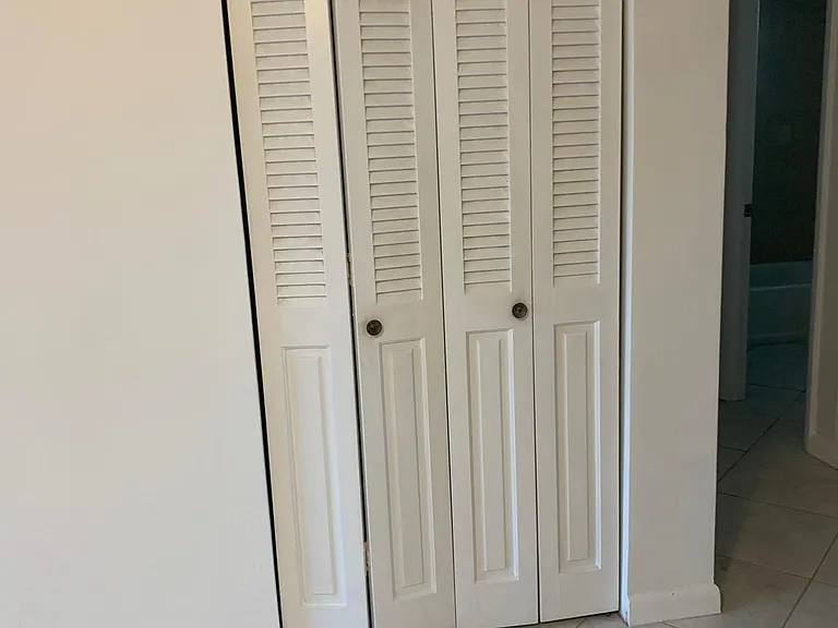 220 SW 9th Ave #420 — Photo 4