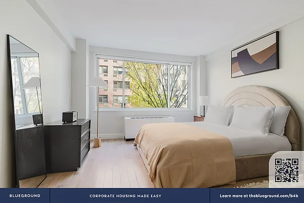 Rented by The Blueground | media 11