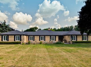 4150 W Gent Dr, Wadsworth, IL 60083