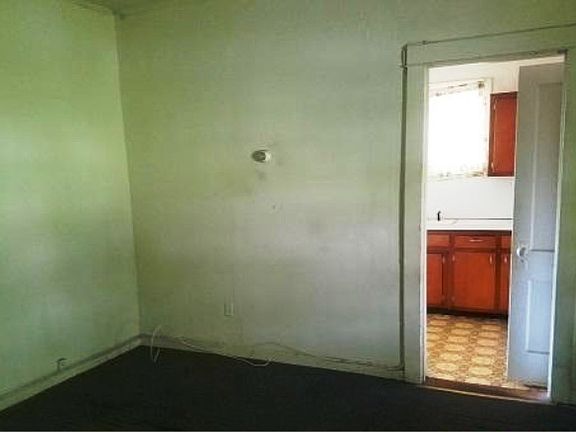 4th image of 20 Washington St