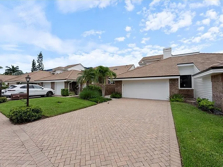 569 Park Shore Dr #G5 — Photo 43