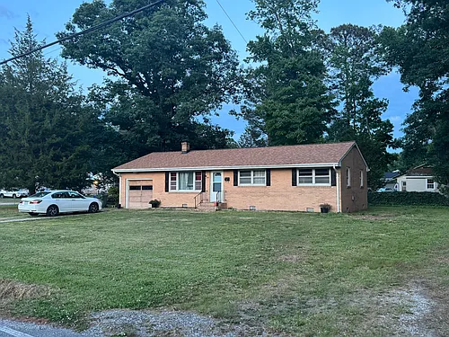 298 Eastwood Dr Photo 1